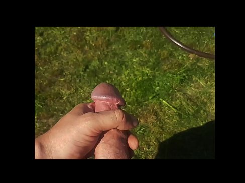 ❤️ Hot hottie gets iyang pink puki fucked ug cums sa usa ka squirt sa usa ka ting-init nga tanaman Porn video sa amon ﹏